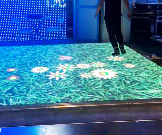 互動(dòng)LED地磚屏原理是什么？有哪些應(yīng)用領(lǐng)域