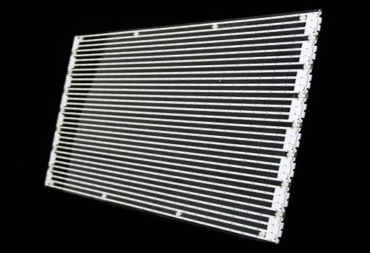 LED透明貼膜屏來啦！ 來一探究竟 優(yōu)勢特點(diǎn)及應(yīng)用范圍